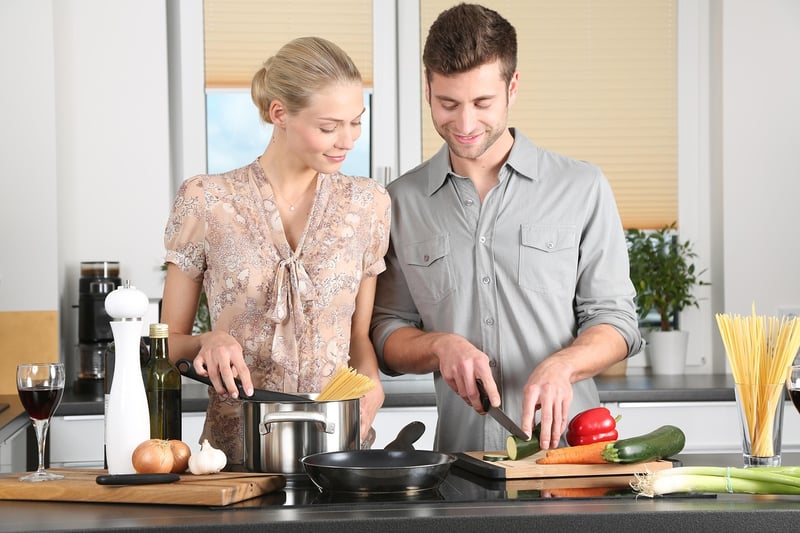 Food knife cooking cutting preparation